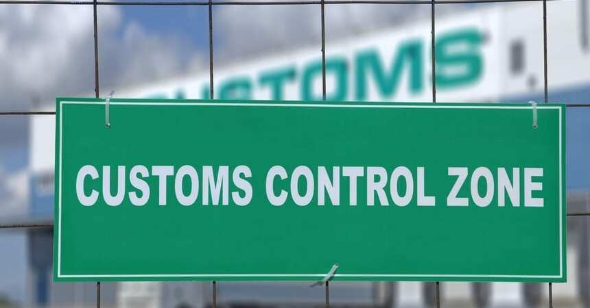 Customs clearance depositphotos 174186582 m 2015